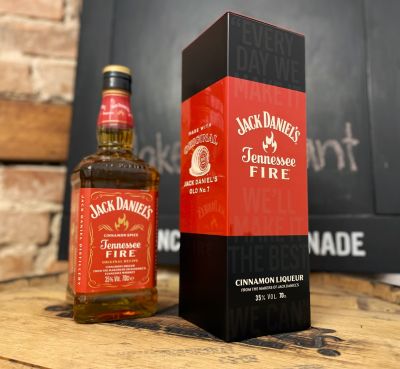 JACK DANIEL'S Tennessee Fire 0,7 l mit Metal Tin im Querdesign, jetzt im offiziellen Jack Daniel's Shop